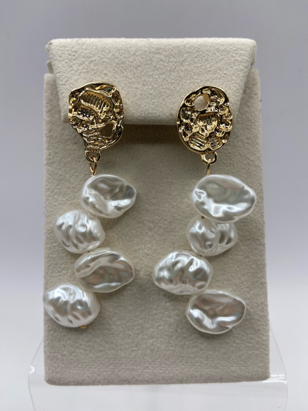 Faux White Baroque Pearl Dangle Drop Earrings Bohemian Wedding Guest New Preppy